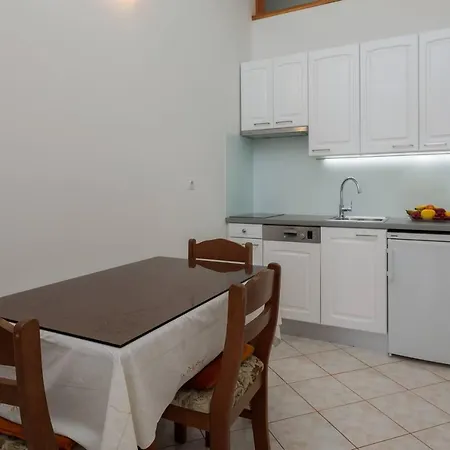 Sunrise Apartment Podstrana