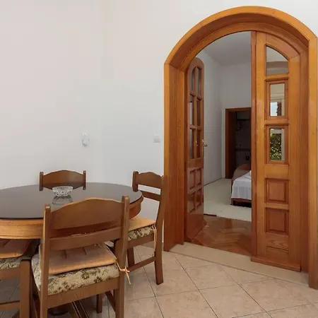 Sunrise Apartment